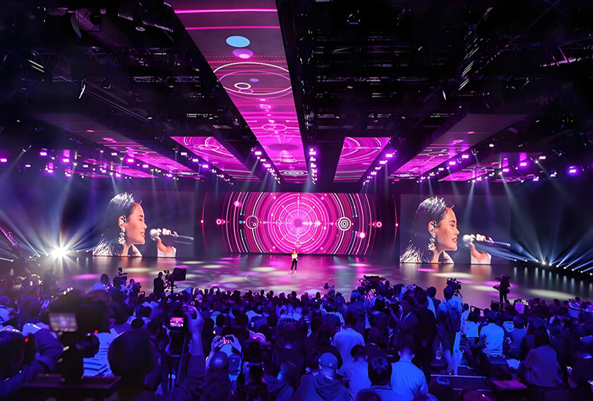 Custom-made modular stage systems